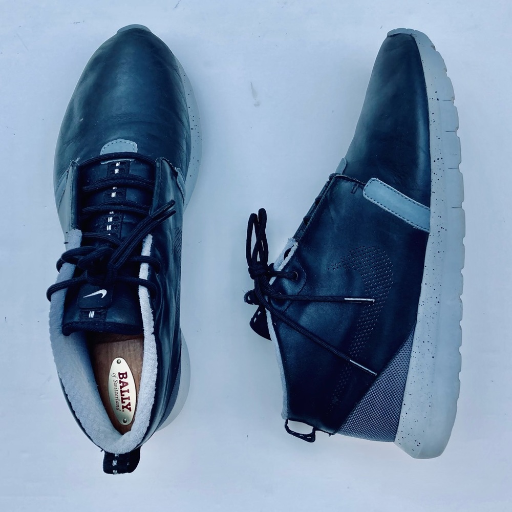 Nike Roshe Run NM Sneakerboot Sz 10